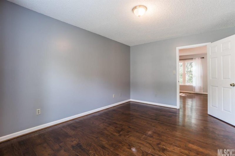 Property image 5 at 22 31st Avenue Court, Hickory, NC 28601