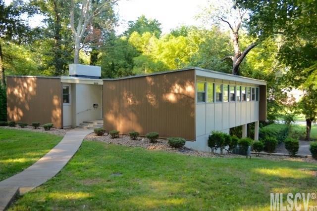 Property image 2 at 1069 5th Avenue Court, Hickory, NC 28601