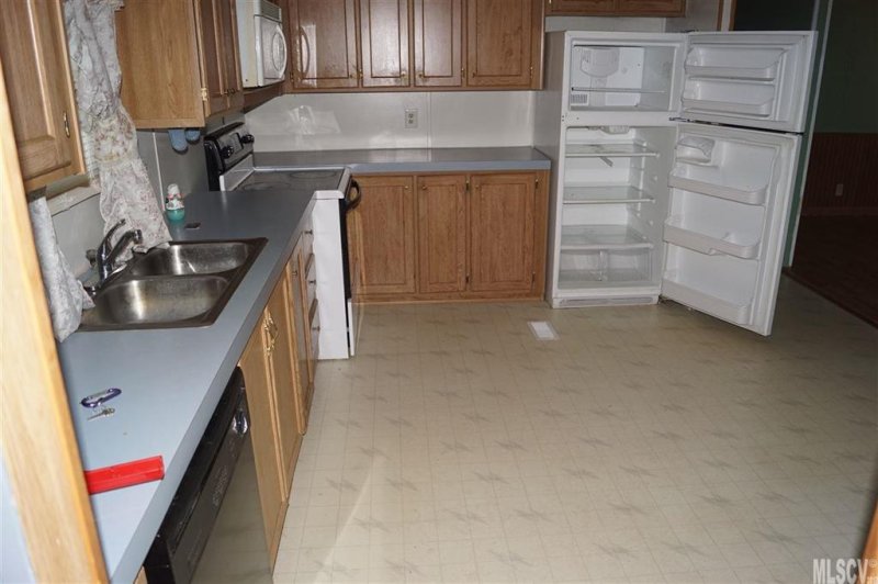 Property image 5 at 3408 Stony Brook Circle, Newton, NC 28658