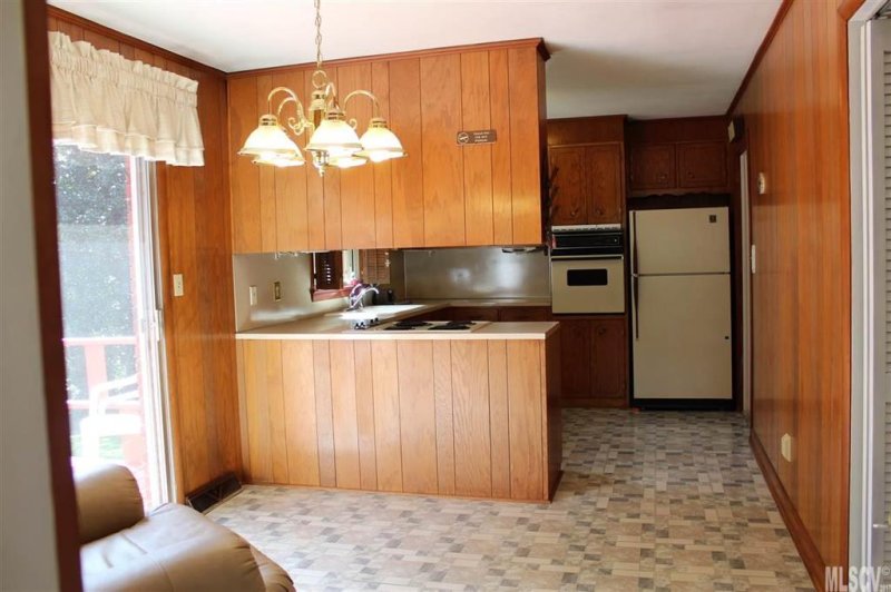 Property image 3 at 2717 Fairway Acres Circle, Lenoir, NC 28645