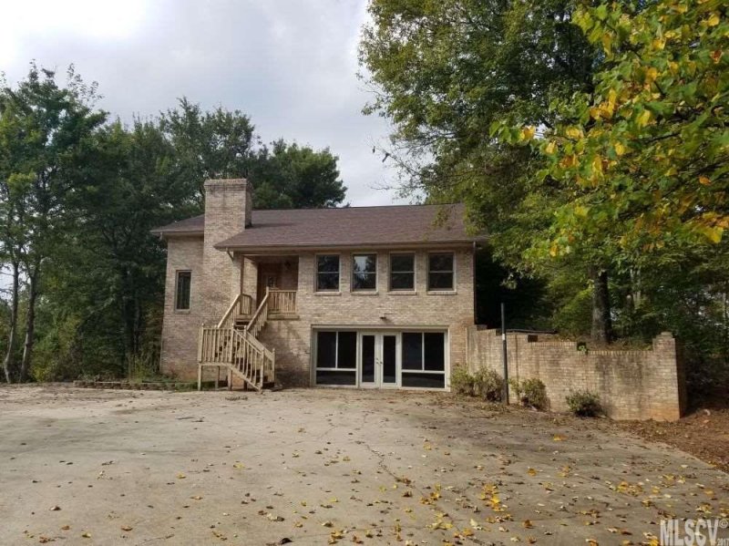 4415 Laurel Ridge Drive