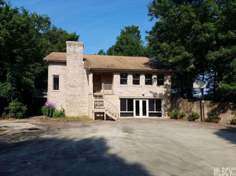 Property image 2 at 4415 Laurel Ridge Drive, Lenoir, NC 28645