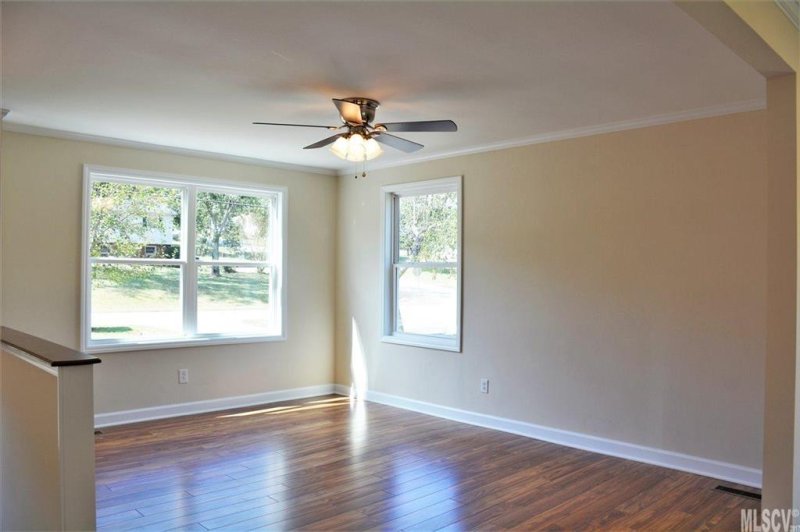 Property image 5 at 223 Shannonbrook Drive, Newton, NC 28658