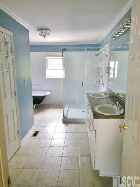 Property image 4 at 914 42nd Avenue Lane, Hickory, NC 28601