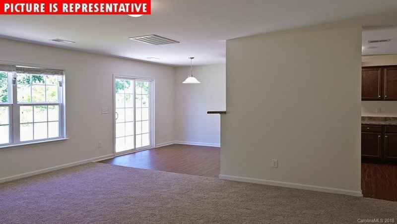 Property image 4 at 5407 Park Brook Drive, Charlotte, NC 28269