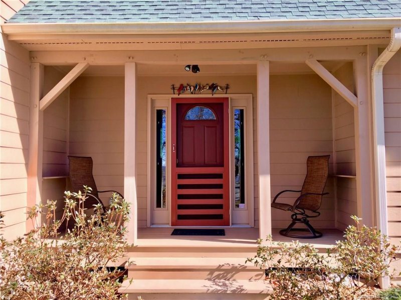 Property image 2 at 5584 Spring Road, Hendersonville, NC 28739