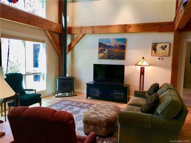 Property image 4 at 5584 Spring Road, Hendersonville, NC 28739