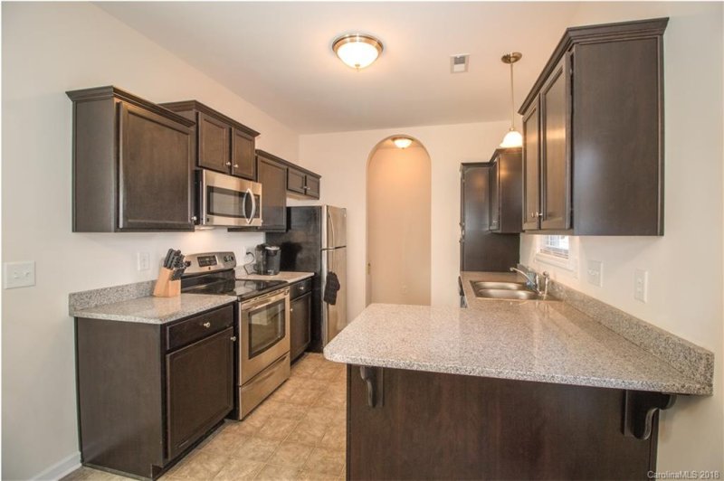 Property image 3 at 208 Makayla Court, Fort Mill, SC 29715