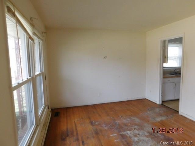 Property image 3 at 701 Tom Hunter Road, Charlotte, NC 28213