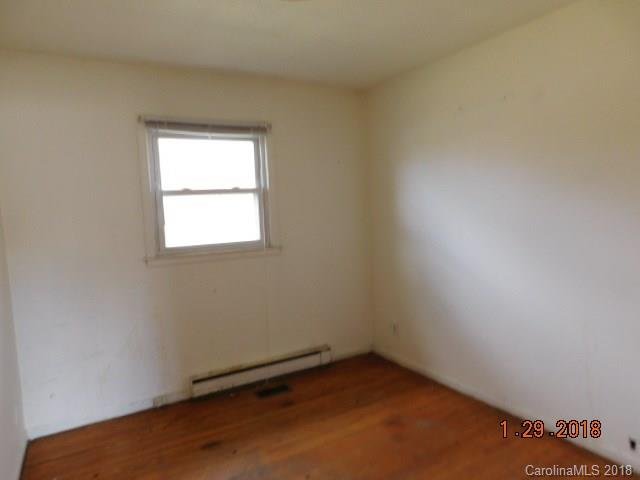 Property image 5 at 701 Tom Hunter Road, Charlotte, NC 28213