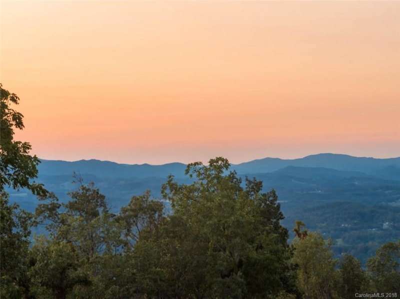 Property image 2 at 3 Carolina Sunset Pass, Asheville, NC 28804