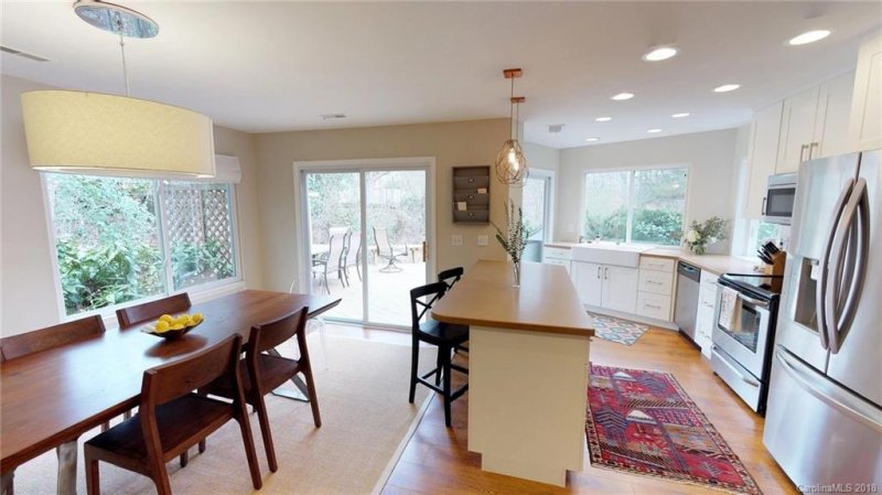 Property image 2 at 8613 Lorraine Drive, Charlotte, NC 28270