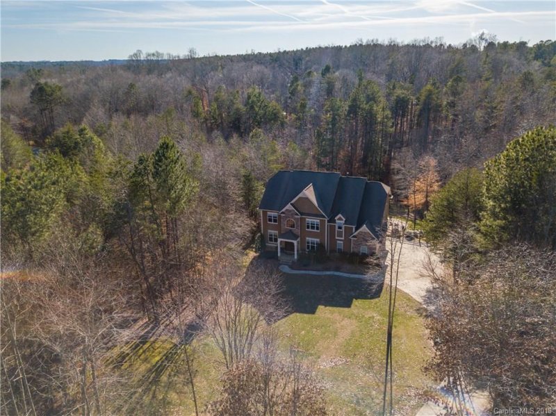 Property image 3 at 158 Wildwood Cove Drive, Mooresville, NC 28117