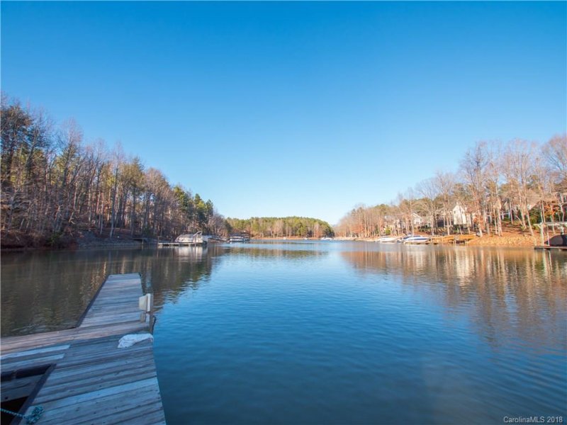 Property image 5 at 158 Wildwood Cove Drive, Mooresville, NC 28117