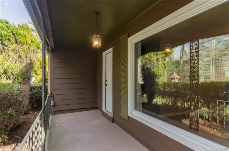 Property image 2 at 422 Comet Drive, Hendersonville, NC 28791