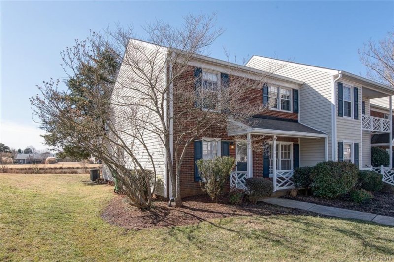 Property image 2 at 10944 Winterbourne Court, Charlotte, NC 28277