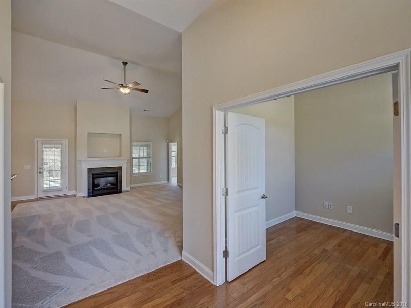 Property image 4 at 161 Mills Plantation Circle, Troutman, NC 28166