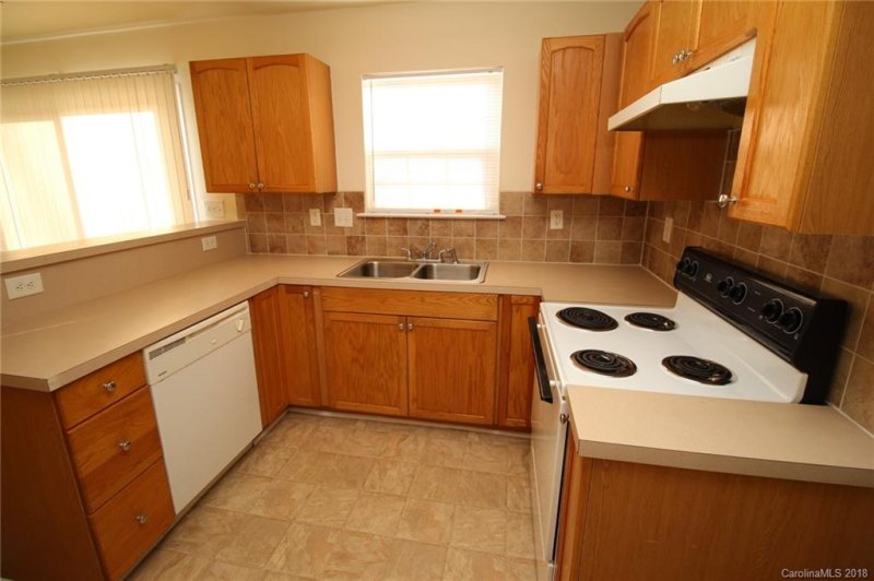 Property image 4 at 2105 Lauren Elizabeth Court, Charlotte, NC 28214