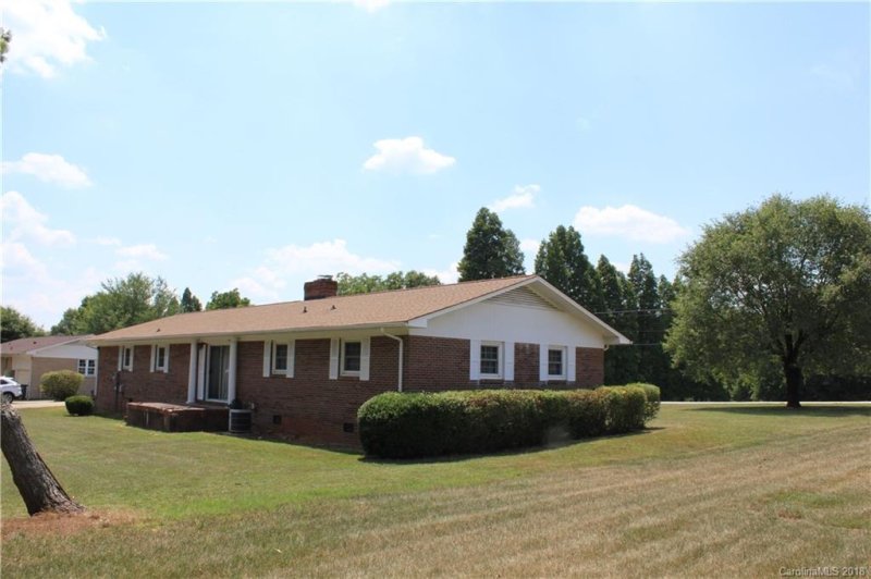 Property image 2 at 165 Majolica Road, Salisbury, NC 28147