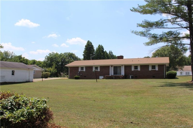 Property image 4 at 165 Majolica Road, Salisbury, NC 28147