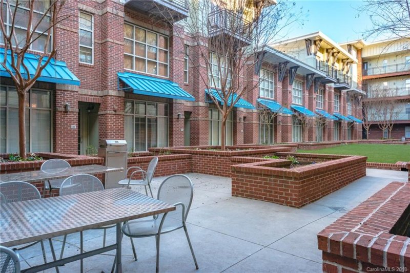 Property image 4 at 1101 W 1st Street, Charlotte, NC 28202