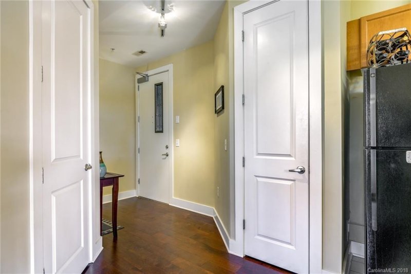 Property image 5 at 1101 W 1st Street, Charlotte, NC 28202