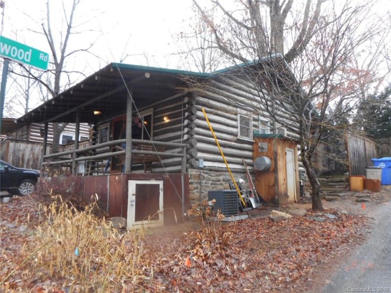 12 Rhododendron Drive