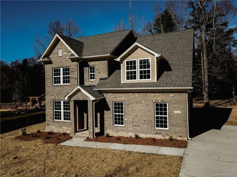 Property image 3 at 4441 Rolling Acres Road, Charlotte, NC 28213