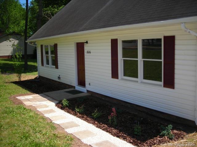 Property image 2 at 806 S Laurel Street, Lincolnton, NC 28092