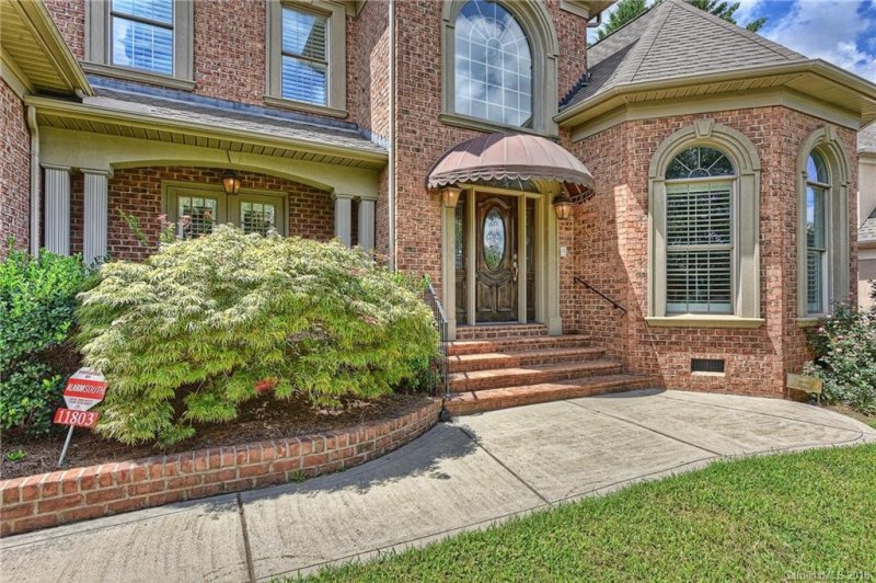 Property image 2 at 11803 Churchfield Lane, Charlotte, NC 28277