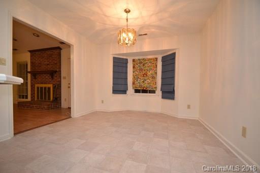 Property image 3 at 7301 Canyon Drive, Charlotte, NC 28262