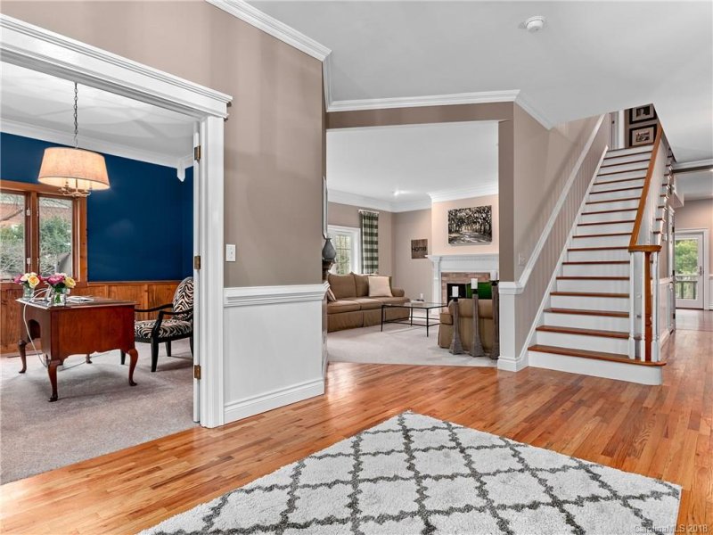 Property image 4 at 100 Perry Place, Hendersonville, NC 28739