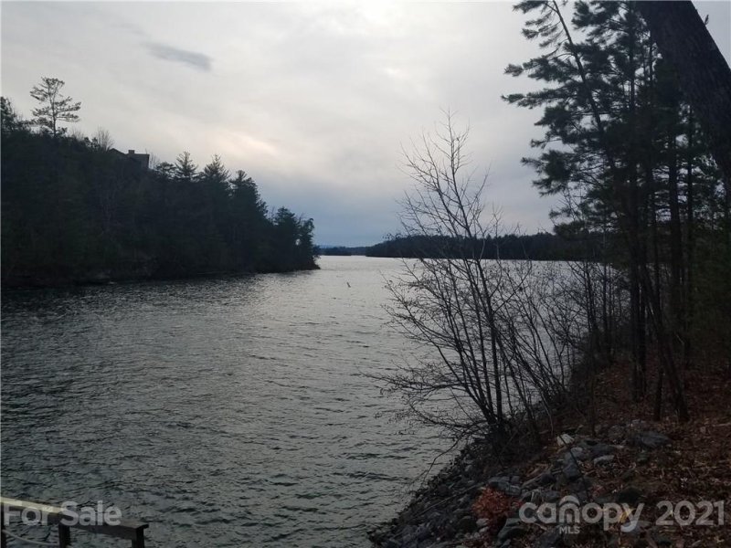 Property image 4 at 2086 Waterford Way, Morganton, NC 28655