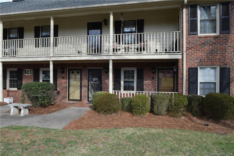 Property image 2 at 803 Cornwallis Avenue, Gastonia, NC 28056