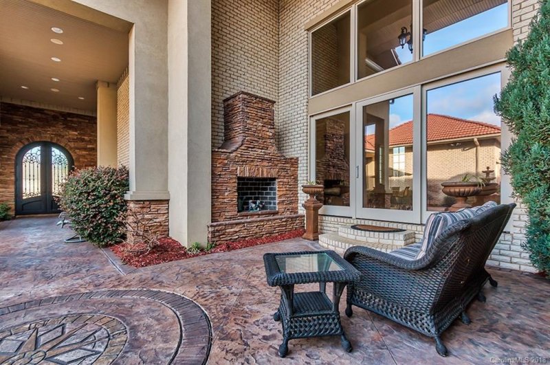 Property image 4 at 8027 Tottenham Drive, Harrisburg, NC 28075