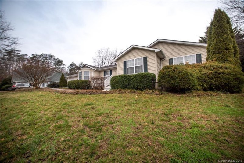 Property image 2 at 104 Eden Glen Court, Black Mountain, NC 28711