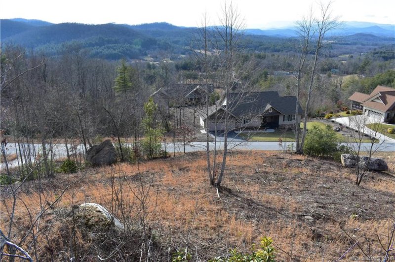 Property image 4 at 467 Crystal Heights Drive, Hendersonville, NC 28739