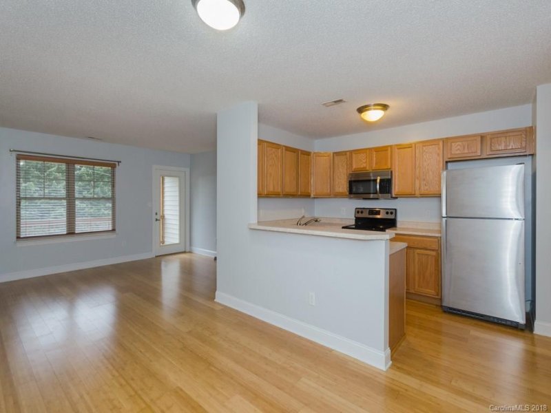 Property image 5 at 252 Wash Creek Drive, Hendersonville, NC 28739