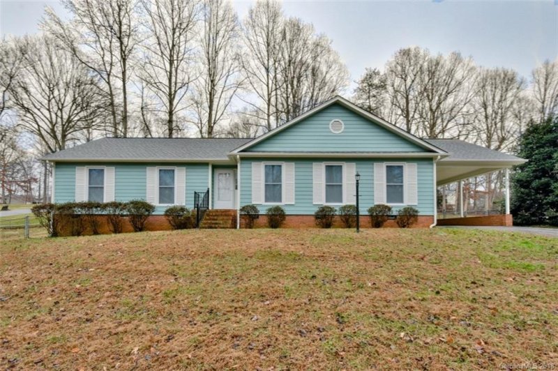 Property image 3 at 217 Castle Creek Road, Statesville, NC 28625
