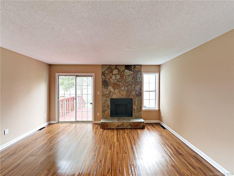 Property image 2 at 8248 Circle Tree Lane, Charlotte, NC 28277