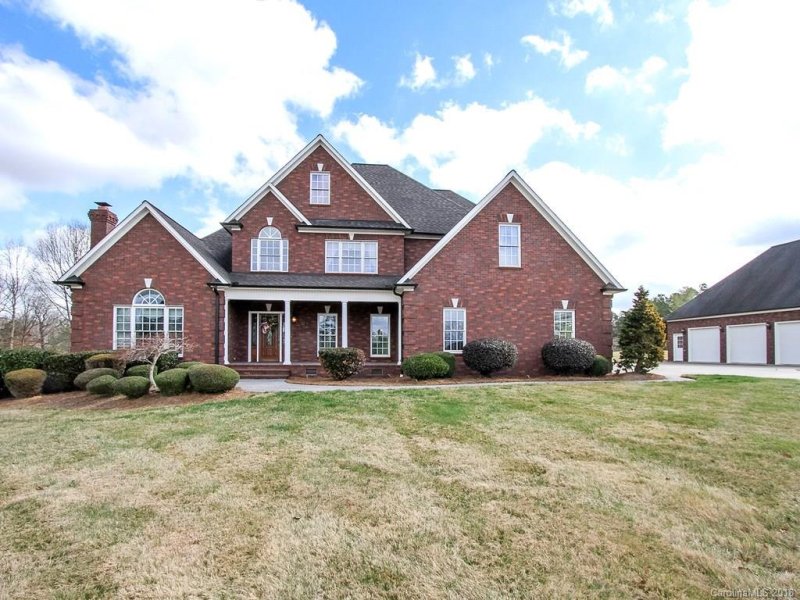 1045 Lake Wright Road