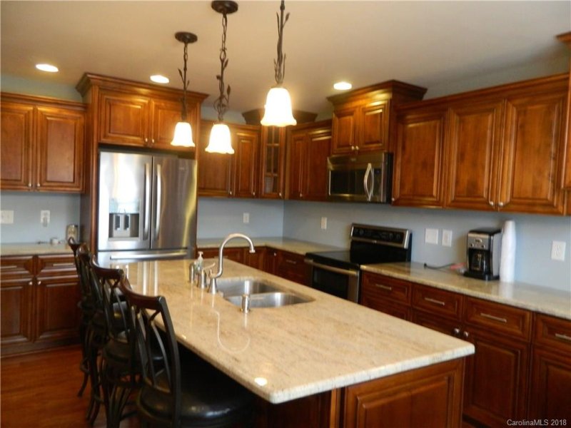 Property image 2 at 201 Ridge Creek Court, Salisbury, NC 28147