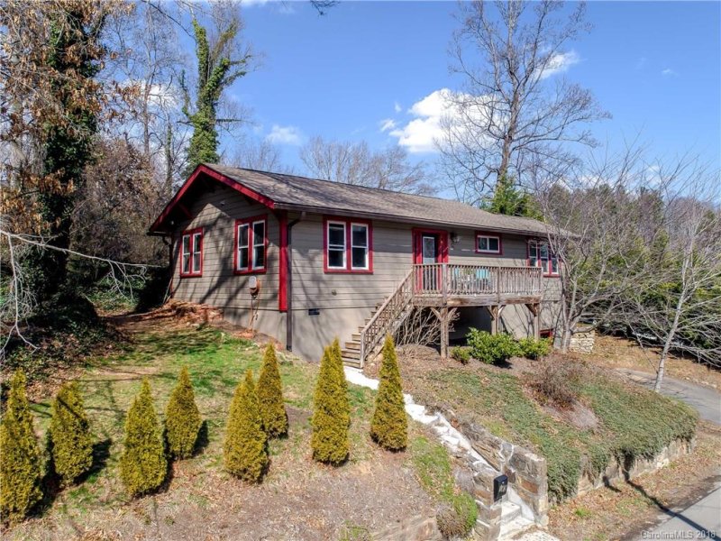 Property image 2 at 143 Druid Drive, Asheville, NC 28806