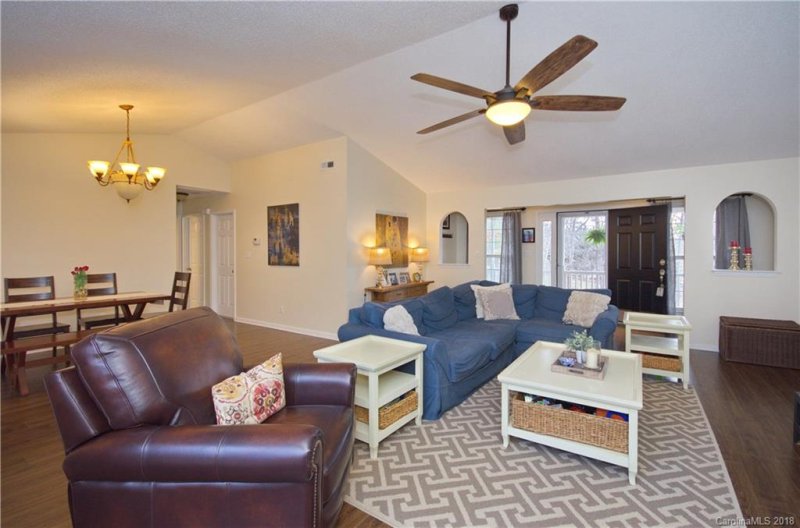 Property image 3 at 213 Cobblestone Drive, Waynesville, NC 28786