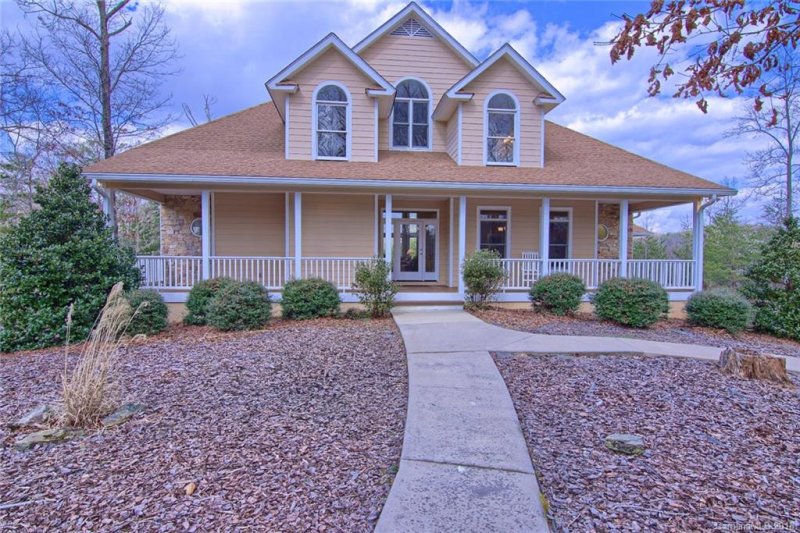 532 Highland View Lane