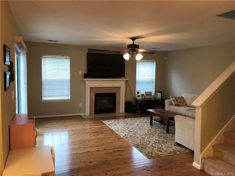 Property image 3 at 3847 Brookchase Lane, Charlotte, NC 28205