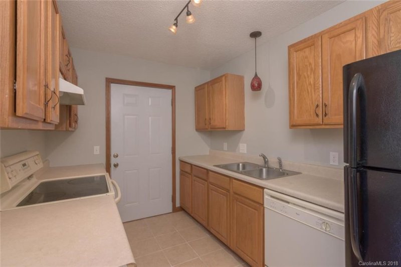 Property image 3 at 30 Wilson Creek Drive, Asheville, NC 28803