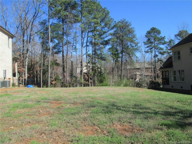 9817 Genevieve Court