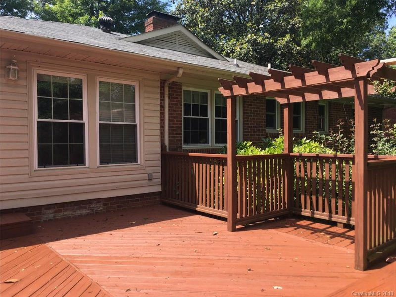 Property image 3 at 925 Sewickley Drive, Charlotte, NC 28209