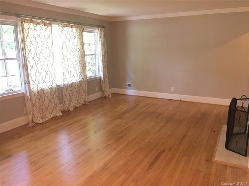 Property image 4 at 925 Sewickley Drive, Charlotte, NC 28209